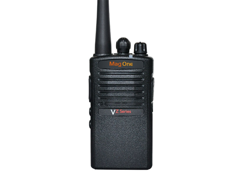 MAG ONE VZ-D131 數(shù)字便攜式對講機